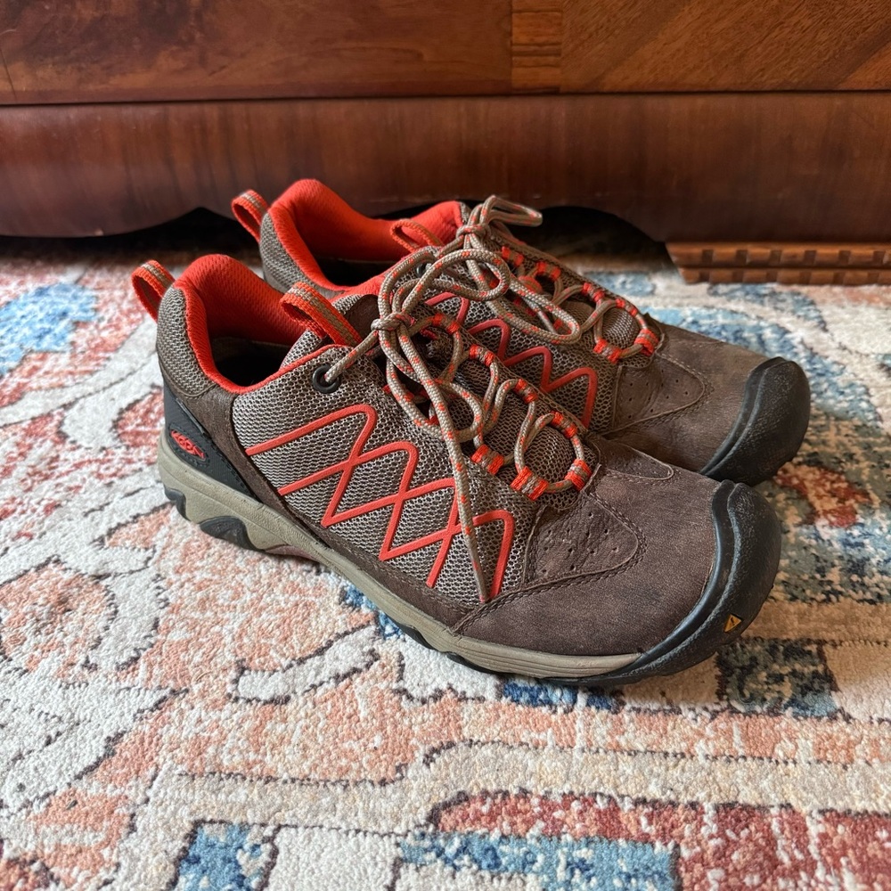 KEEN Dry Hiking Trail Shoes, Size 7